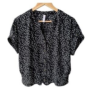 Xhilaration Blouse Top Black White Polka Dot Short Sleeve Button Up Size Medium